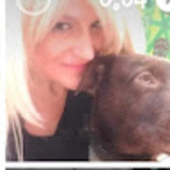 Meet your Posher, Kristine - Picture 1 of 1